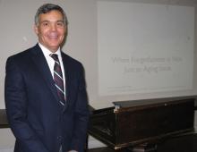 Dr. Ramos before the start of the lecture.